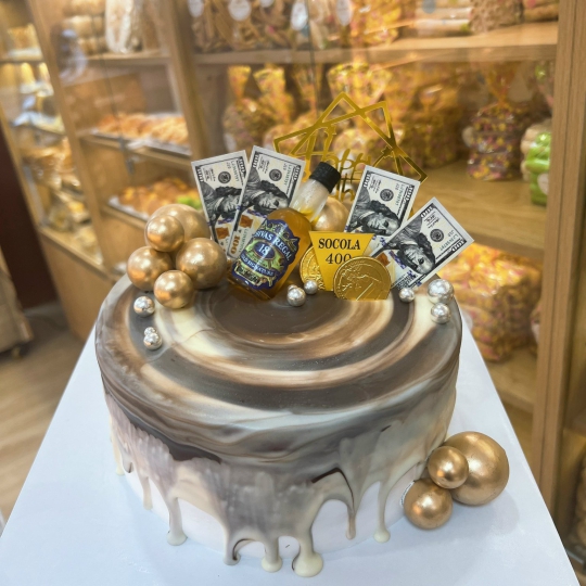 Bánh kem tiền đô
