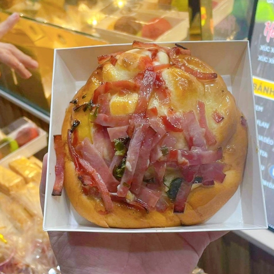 Bánh mì thịt nguội 
